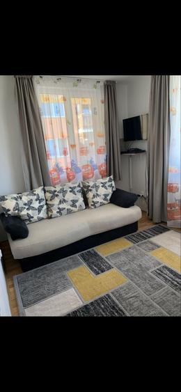 Apartament cu 2 camere decomandat în Florești