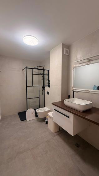 Apartament cu 3 camere decomandat în Ultracentral