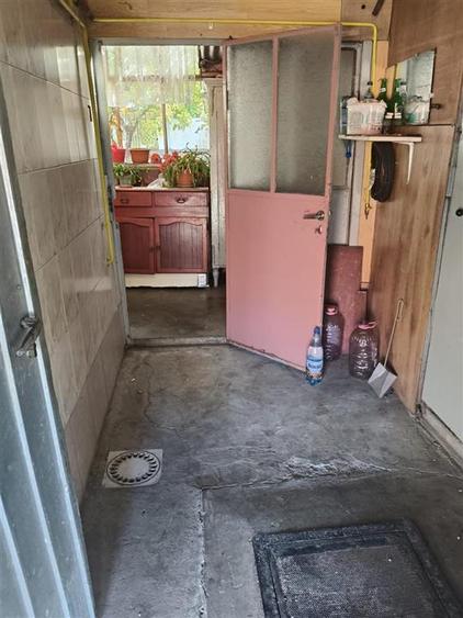 Casă cu 4 camere cu Garaj în Chercea
