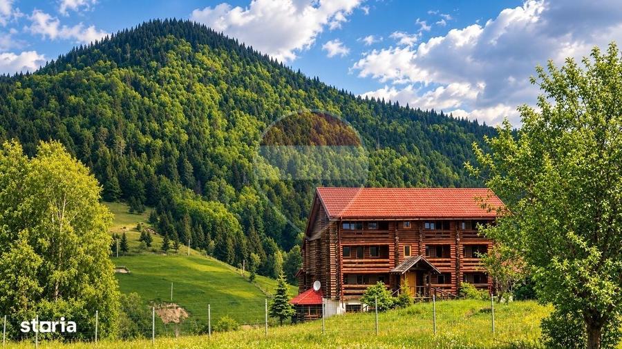 Casa de vanzare | Pestera | 15 camere, ideala pentru pensiune - 2
