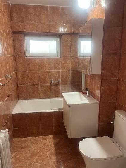 Apartament cu 3 camere decomandat în Grigorescu