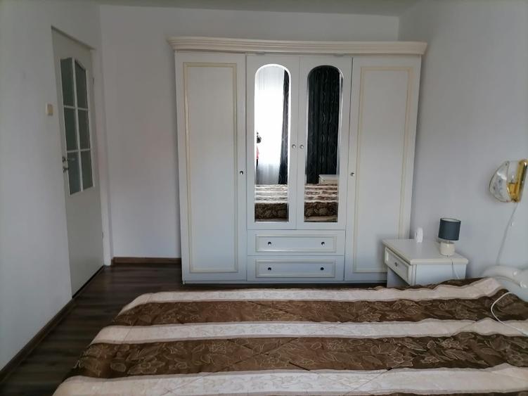 Apartament cu 2 camere decomandat, mobilat în Răcădău