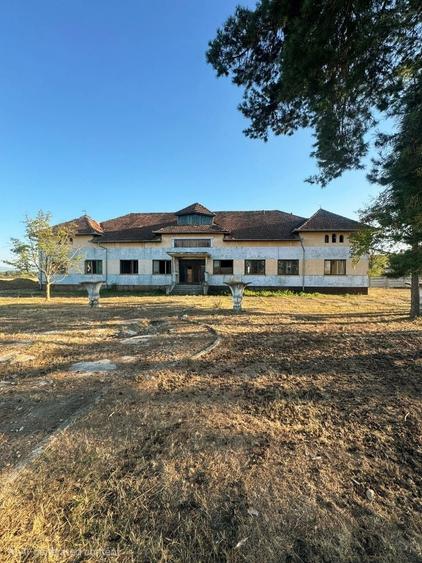 Spațiu comercial, de 370 mp, în Tinca