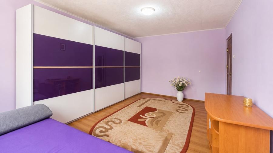 Apartament cu 2 camere decomandat, mobilat în Răcădău