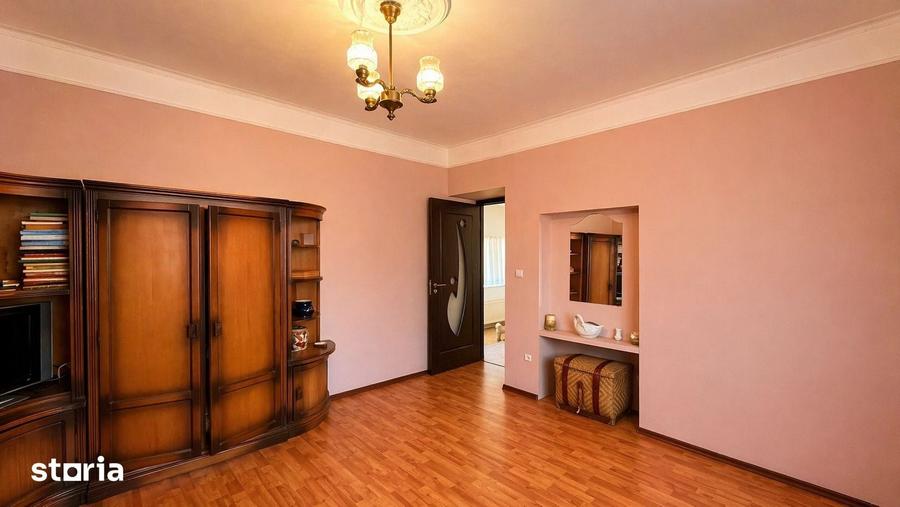 Casă cu 3 camere cu Teren 233 Mp în Dragoș Vodă