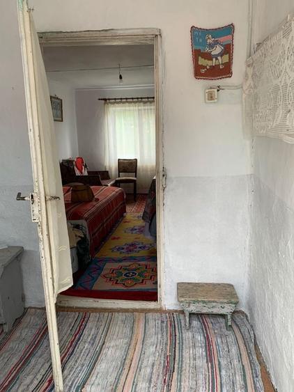 Casă cu 4 camere în Luica