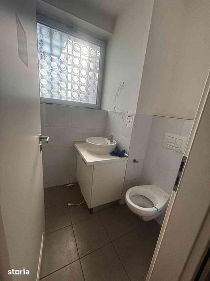 Spațiu comercial, de 120 mp, în Centrul Civic