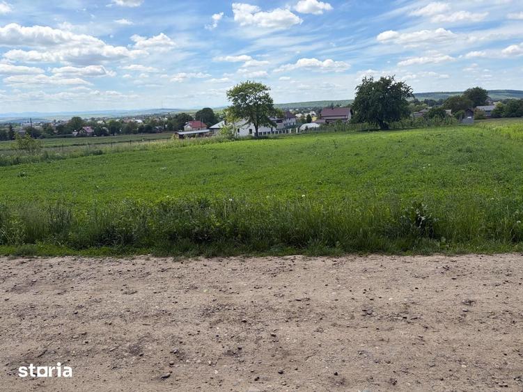Teren de 27 mp, în Mitocu Dragomirnei