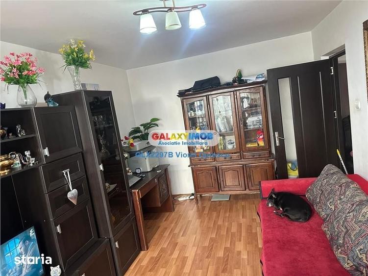 Apartament cu 3 camere decomandat, mobilat în Pantelimon