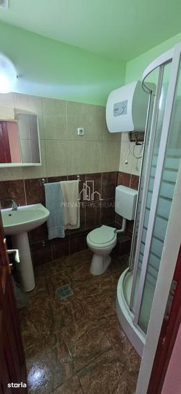 Casă cu 5 camere cu Teren 479 Mp în Central