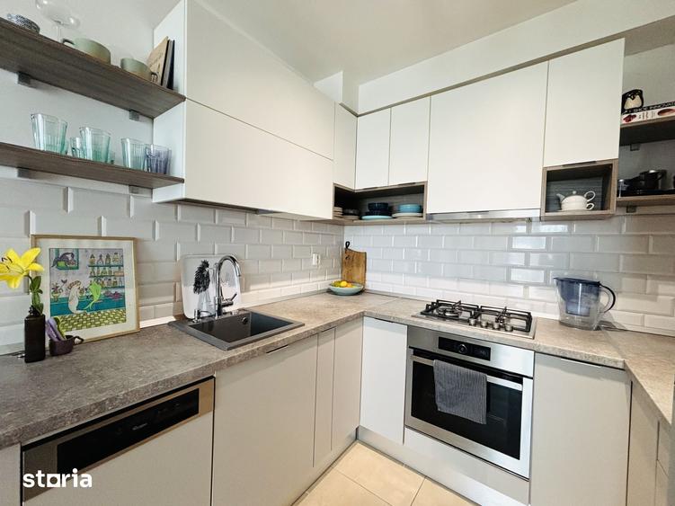 Apartament cu 3 camere în Lipovei