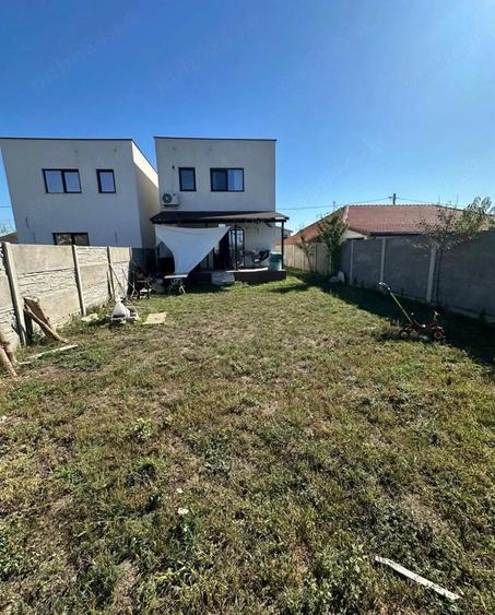 Casă cu 4 camere cu Teren 306 Mp în Bazoș