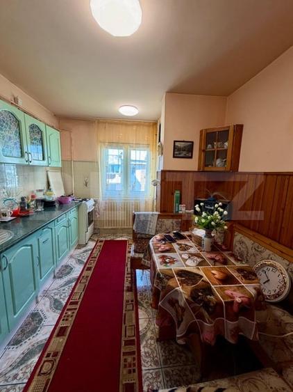 Apartament cu 3 camere decomandat, mobilat în Mărăști