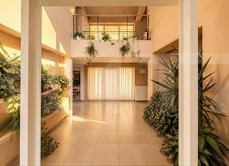 Casă individuală cu 7 camere cu Piscina în Girocului