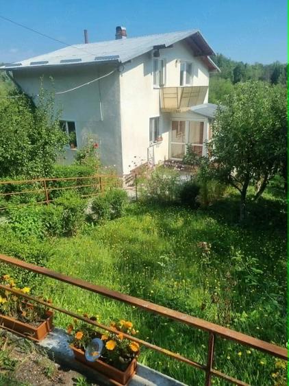 Vand casa locuilbila in zona retrasa, com. Babana jud. Arges. - 1