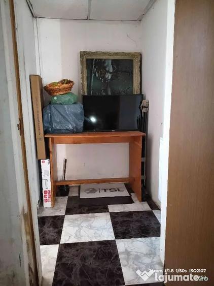 Spațiu comercial, de 80 mp, în Central