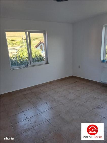 Casă cu 4 camere în Pănet