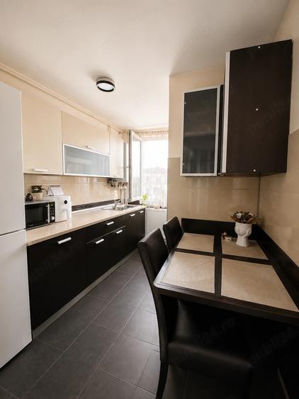 Apartament cu 2 camere semidecomandat în Sântandrei