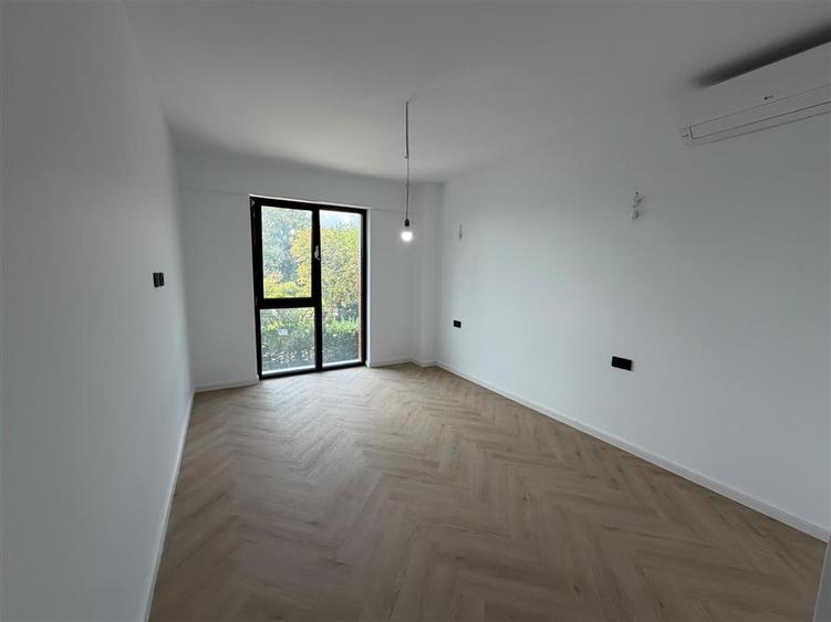 Apartament cu 3 camere decomandat în Ultracentral