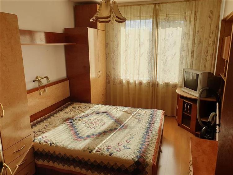 Apartament cu 2 camere decomandat, mobilat în Ultracentral