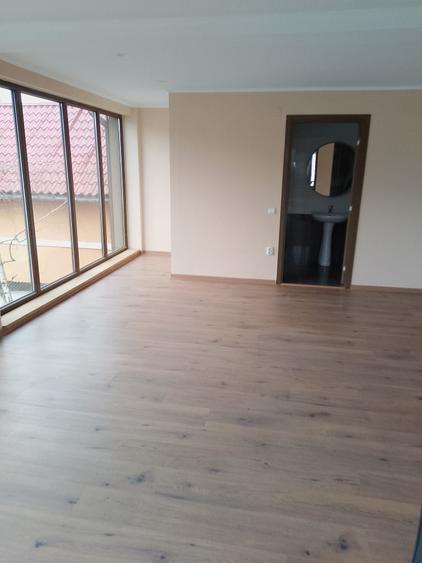Spațiu comercial, de 596 mp, în Gherla