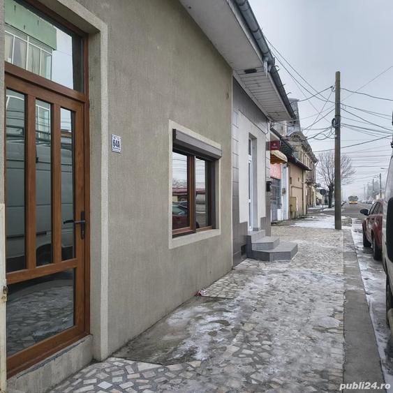 Spațiu comercial, de 64 mp, în Central