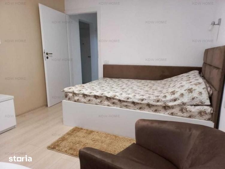 Garsonieră decomandată în Tei