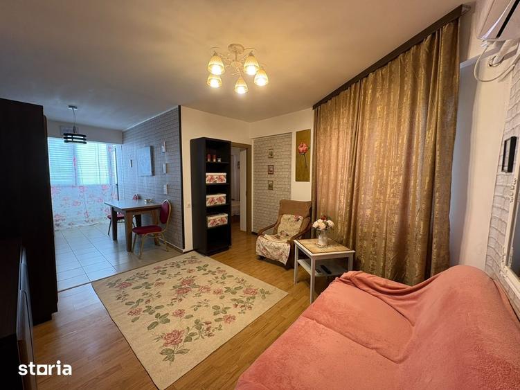 Apartament cu 2 camere decomandat în Central