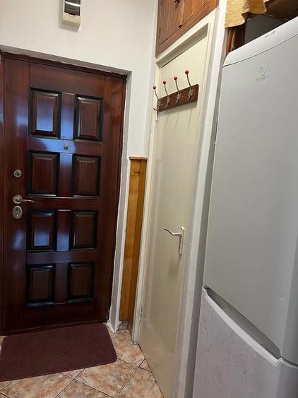 Garsonieră decomandată în Tudor