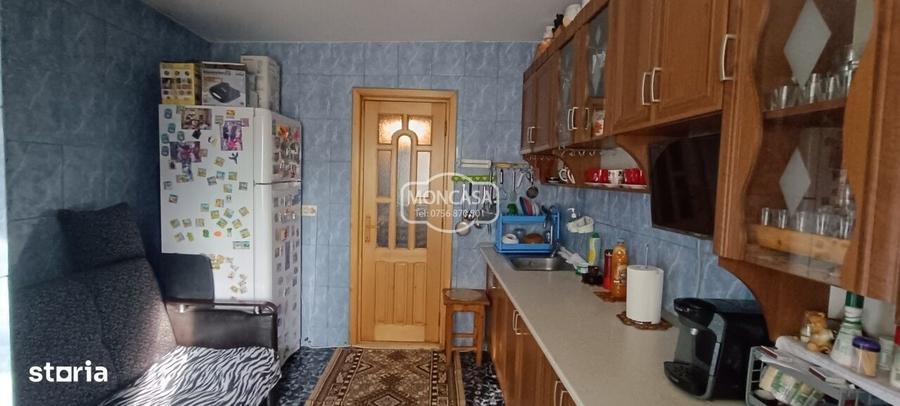 Apartament cu 3 camere decomandat în Central