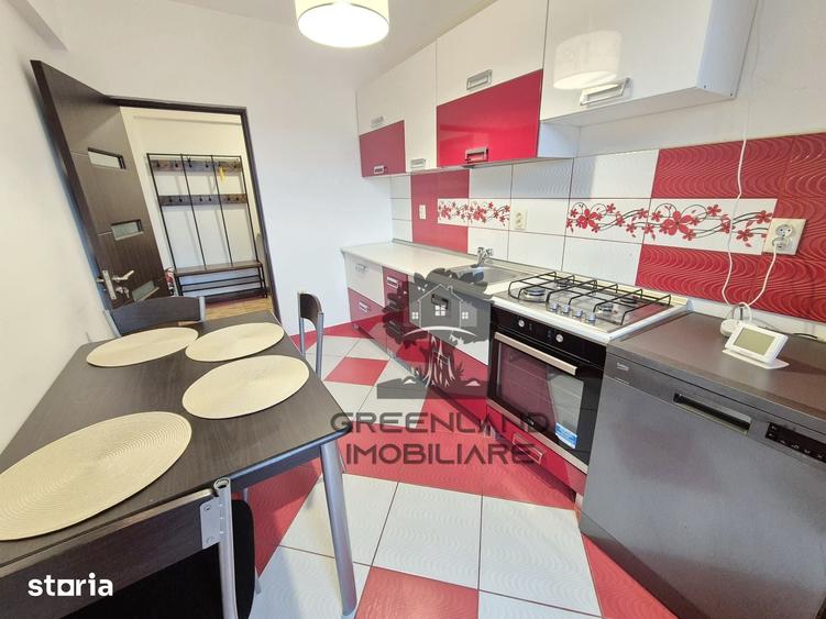 Apartament cu 2 camere decomandat, mobilat în Nicolina