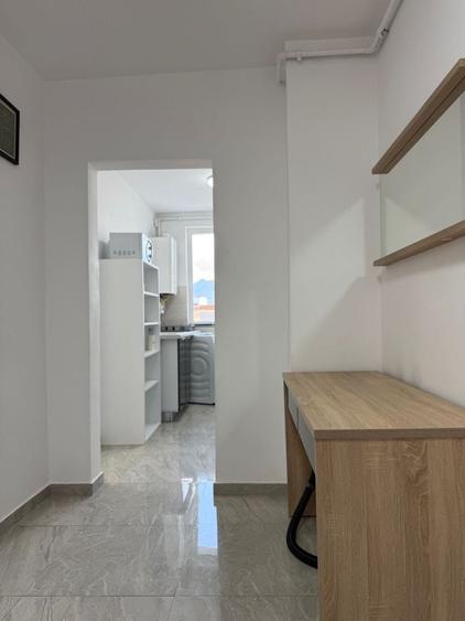 Apartament cu 2 camere decomandat în Vlahuță