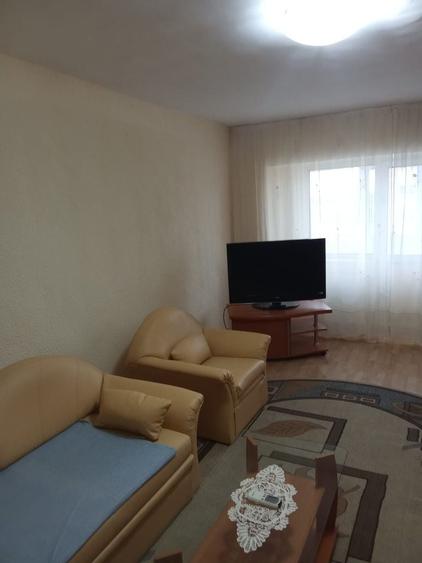 Apartament cu 2 camere decomandat în Exterior Vest