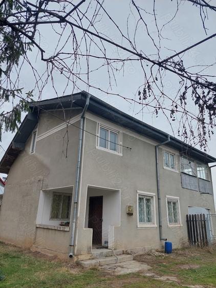Casă cu 3 camere cu Teren 5900 Mp în Conțești