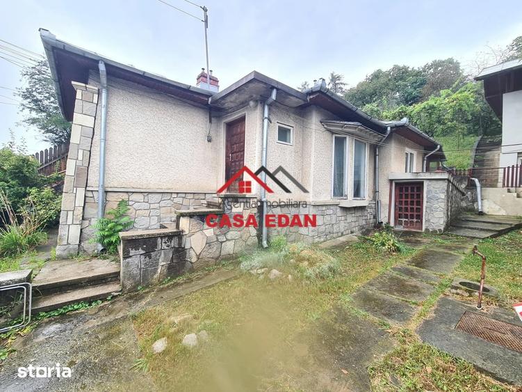 Casă cu 3 camere cu Teren 1000 Mp în Bănești