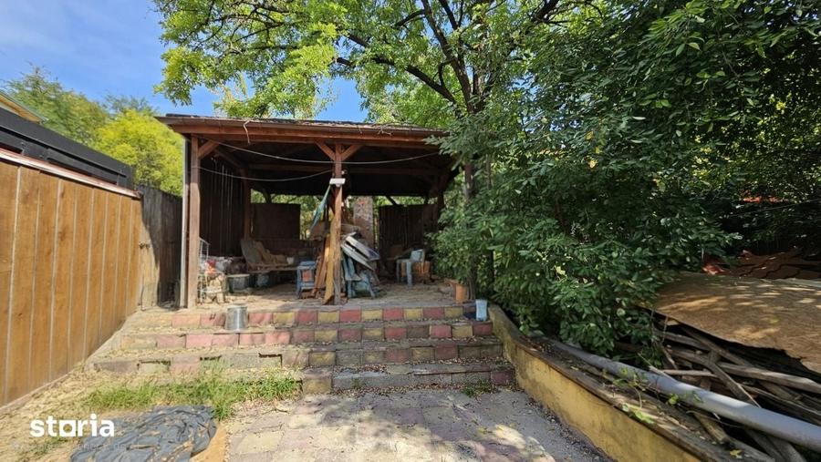 Casă cu 3 camere cu Teren 720 Mp în Păcurari