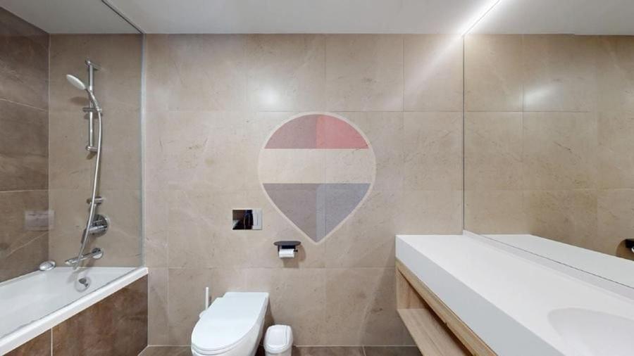 Apartament cu 3 camere decomandat în Herăstrău