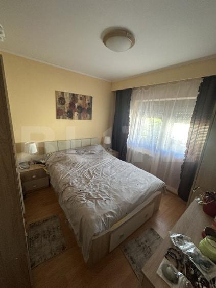Apartament de vanzare, cu 3 camere, 57 mp, zona Micro 17 - 3