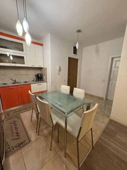Apartament cu 3 camere decomandat în Lotus