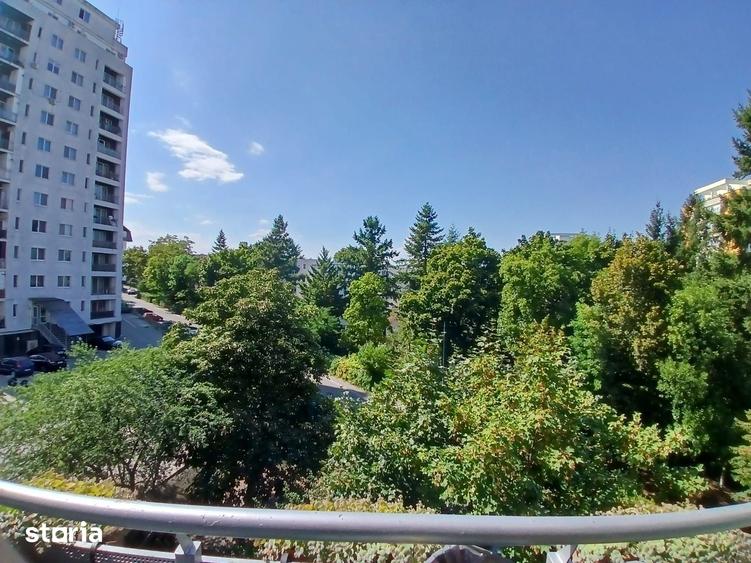 Apartament cu 4 camere decomandat în Gheorgheni