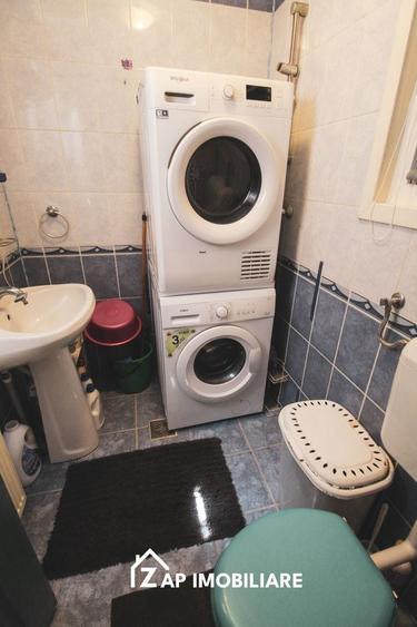 Casă individuală cu 5 camere cu Canalizare în Sângeorgiu de Mureș