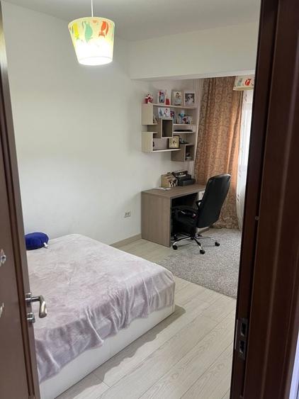 Apartament cu 3 camere în Central