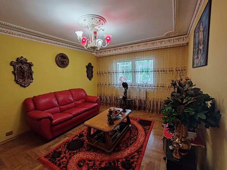 Apartament 3 camere Zona  Tractorul ! - 1