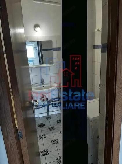 Apartament 2 camere decomandat, 58 mp, Bd. Independentei - etaj 3, centrala proprie - 3