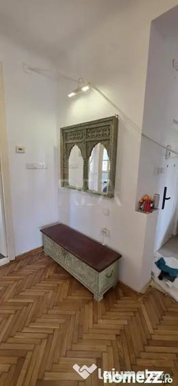 Apartament cu 3 camere decomandat în Știrbei Vodă