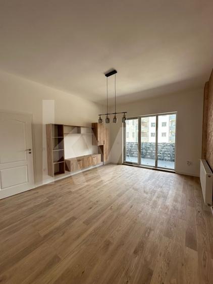 Apartament cu 2 camere decomandat în Hipodrom 4