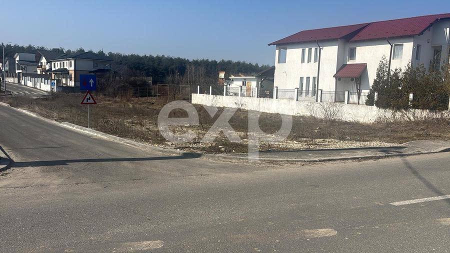 Teren Construcții intravilan de 900 mp, în Trivale
