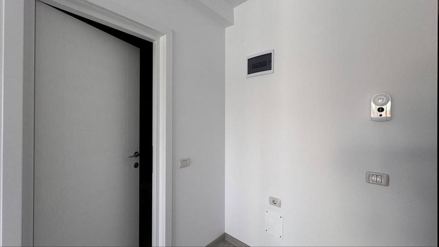 Apartament cu 2 camere decomandat în Sânpetru