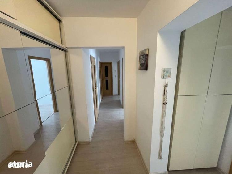 Apartament cu 3 camere decomandat în Moara de foc