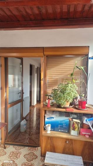 Casă cu 4 camere în Piatra
